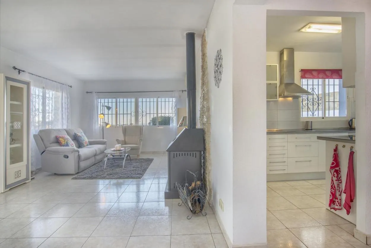 פואנגירולה Villa Betty